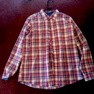George button up size: L Quality: Good